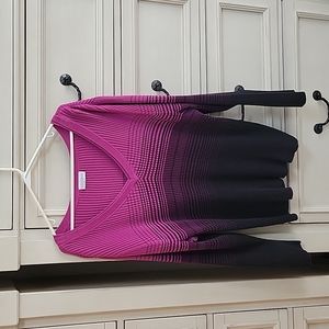 Fashion Bug stretchy knit fuchsia and black top.